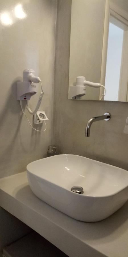 Capital Centro Rooms Fira  Eksteriør billede