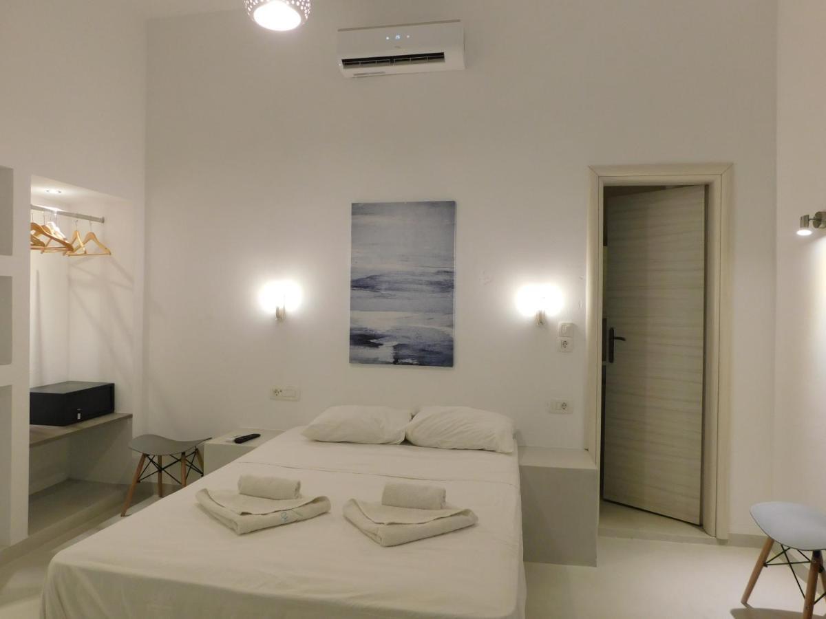 Capital Centro Rooms Fira  Eksteriør billede
